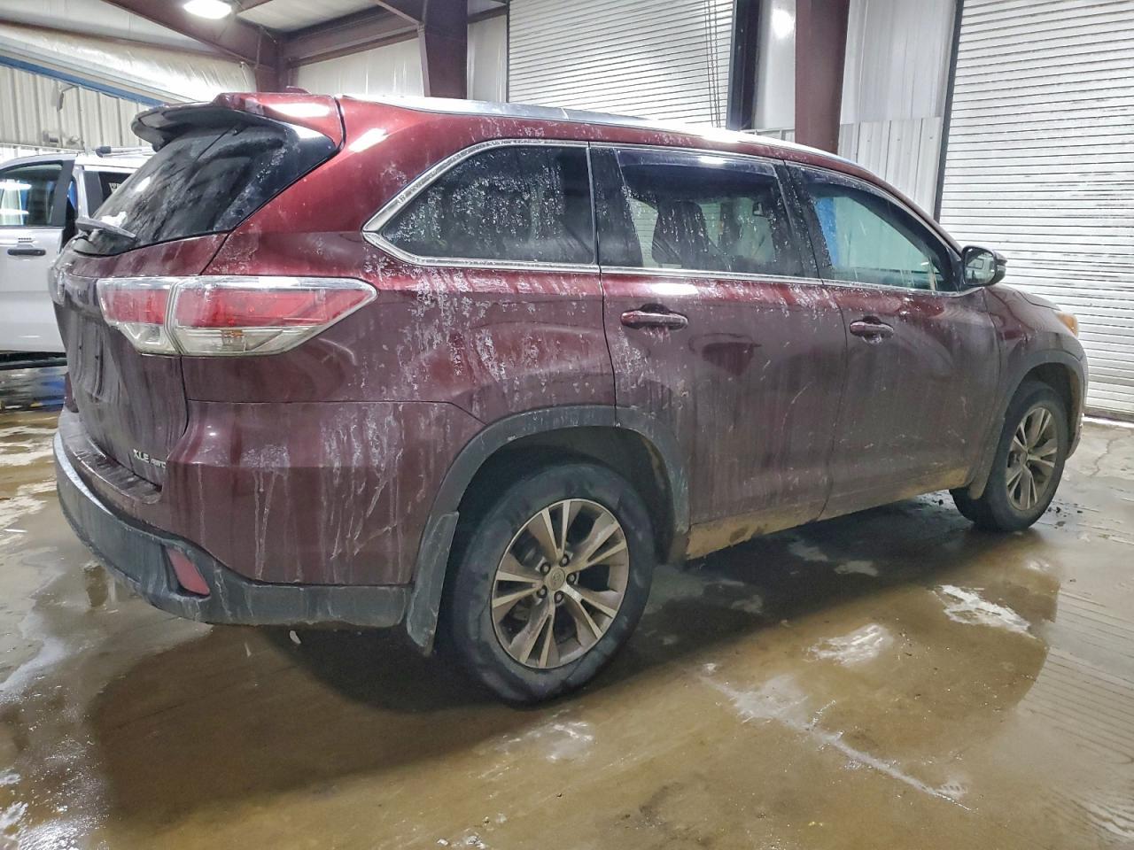 2015 TOYOTA HIGHLANDER