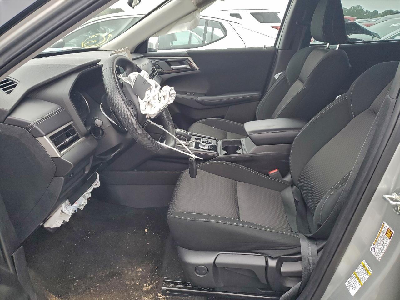 2023 MITSUBISHI outlander