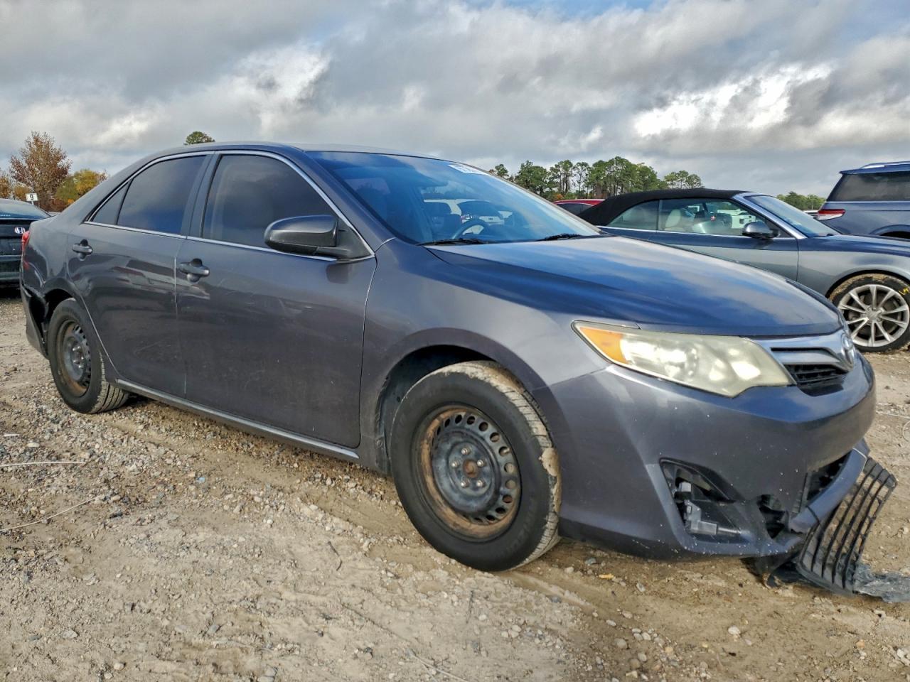2014 TOYOTA CAMRY