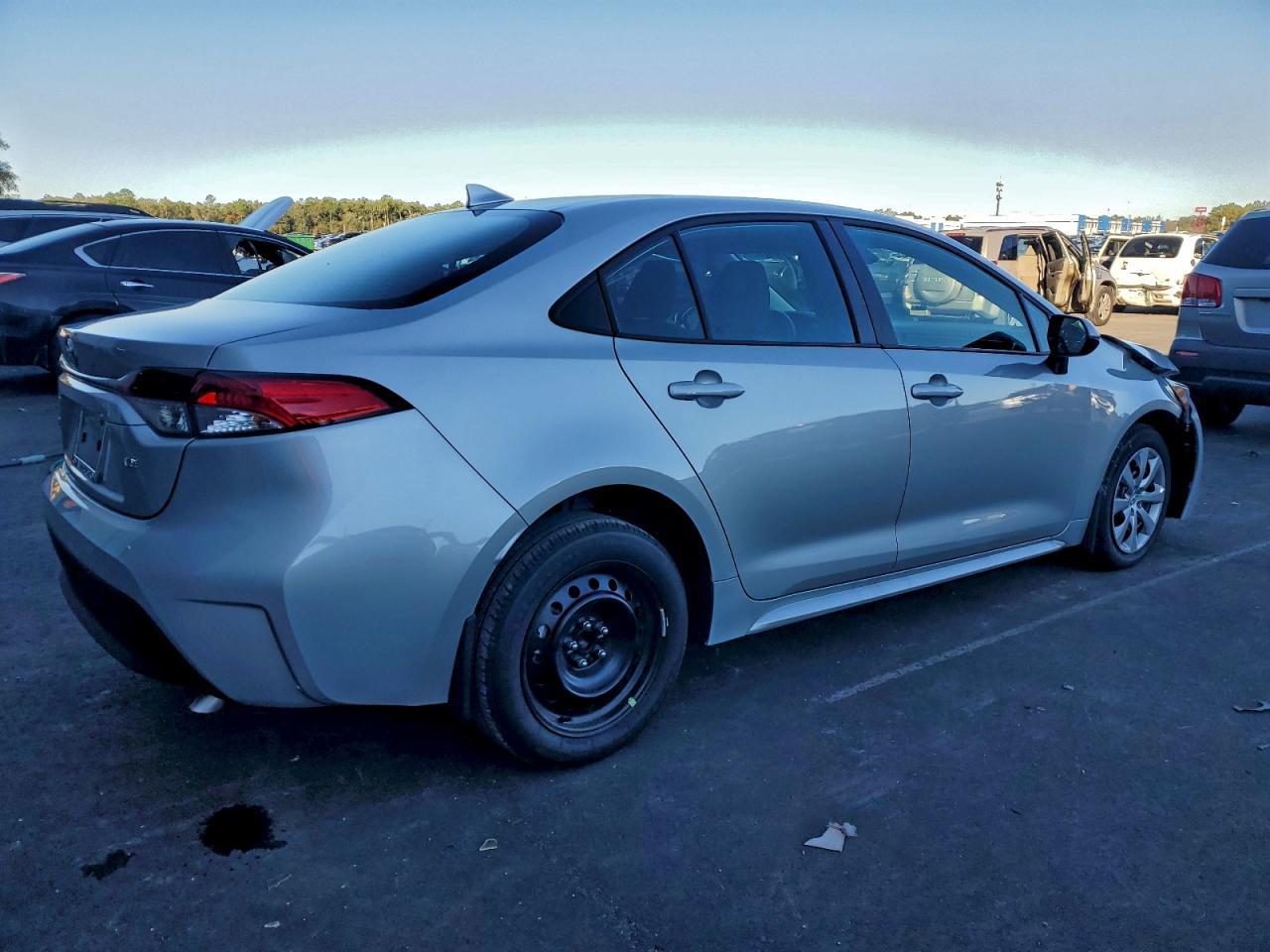 2025 TOYOTA COROLLA