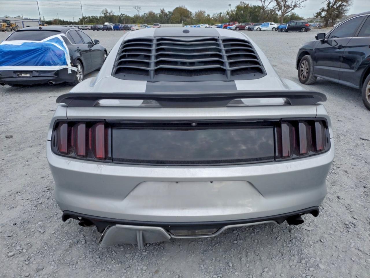 2015 FORD MUSTANG