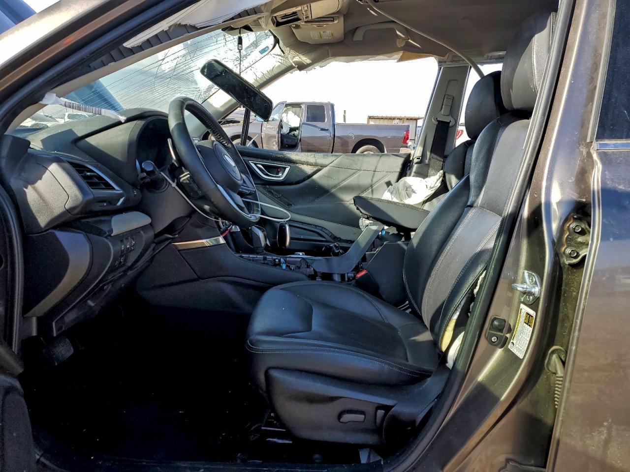 2024 SUBARU FORESTER