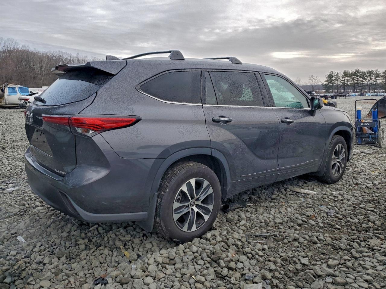 2022 TOYOTA HIGHLANDER