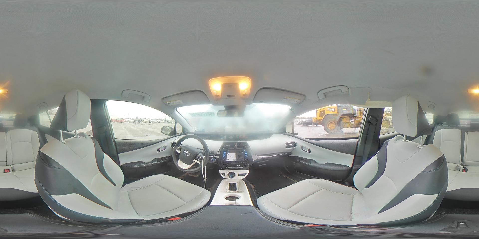 2016 TOYOTA PRIUS
