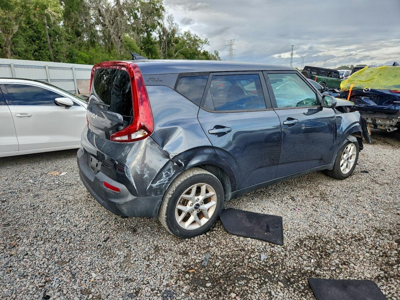 2022 KIA SOUL