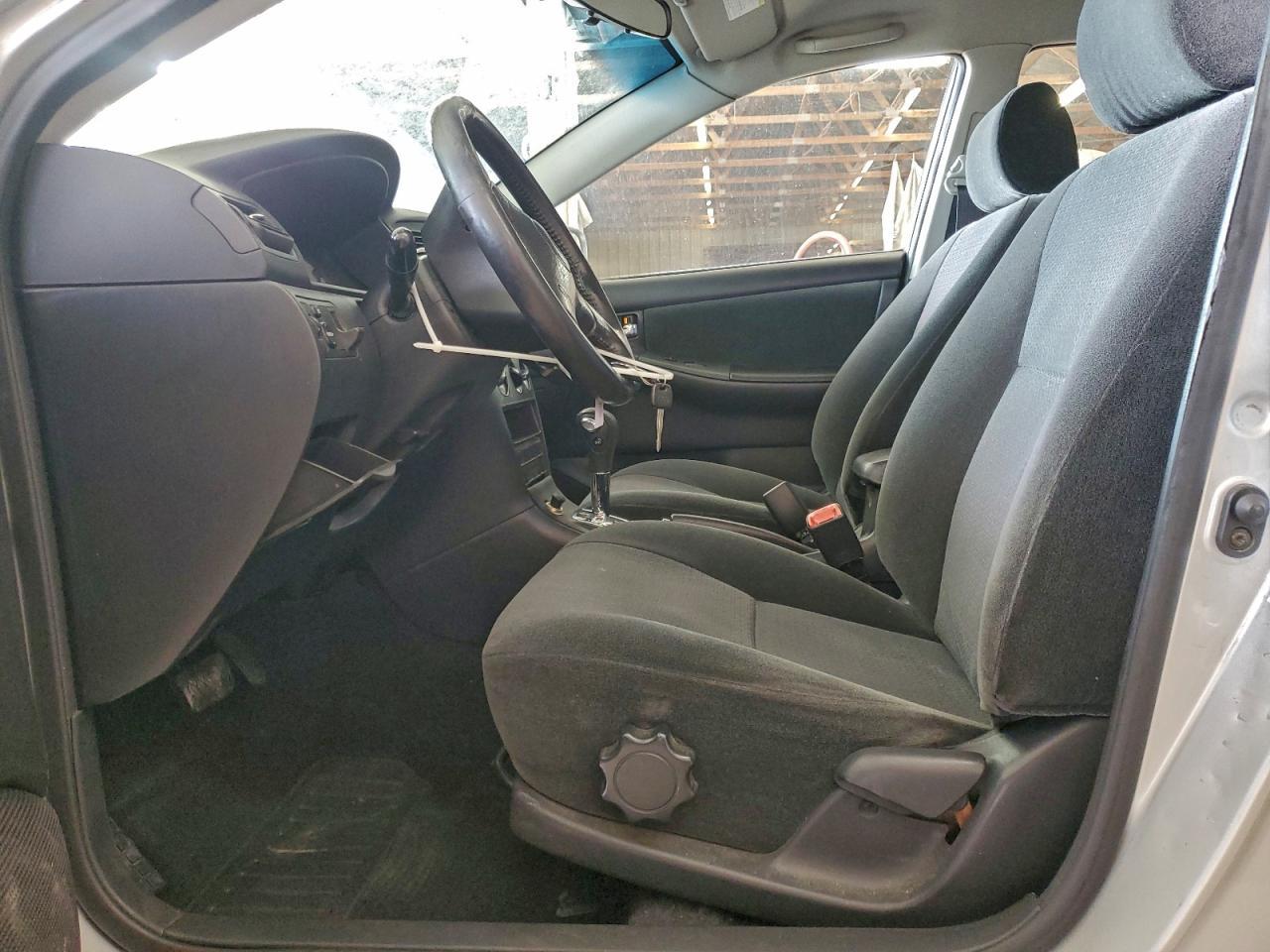2004 TOYOTA COROLLA