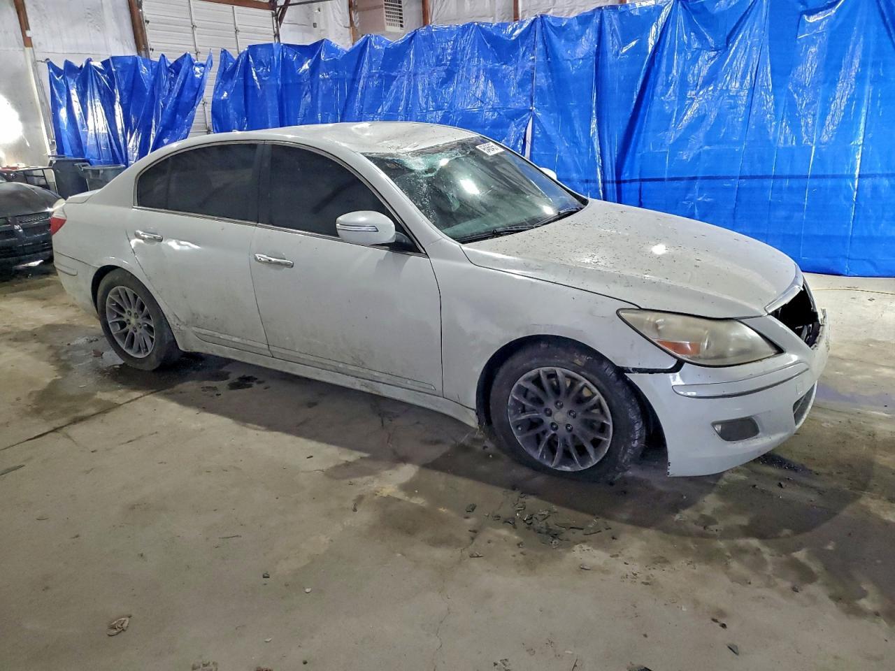 2011 HYUNDAI GENESIS