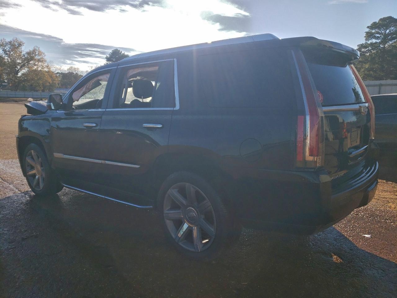 2018 CADILLAC ESCALADE