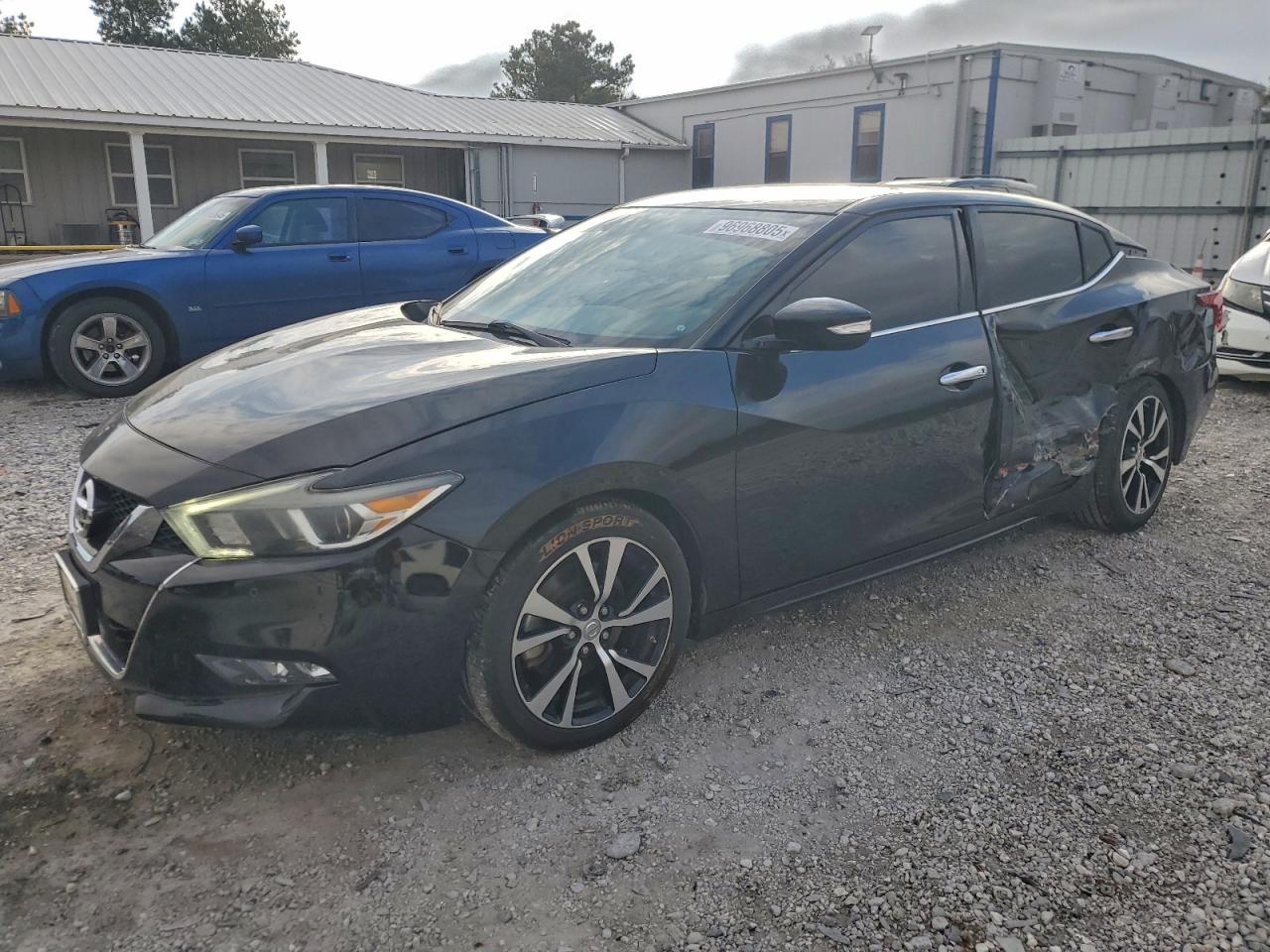2018 NISSAN Maxima