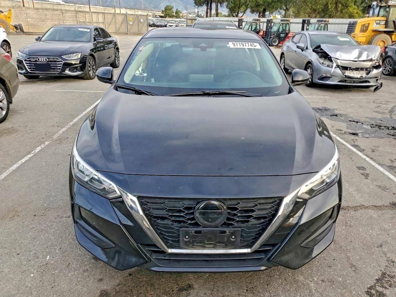 2023 NISSAN SENTRA