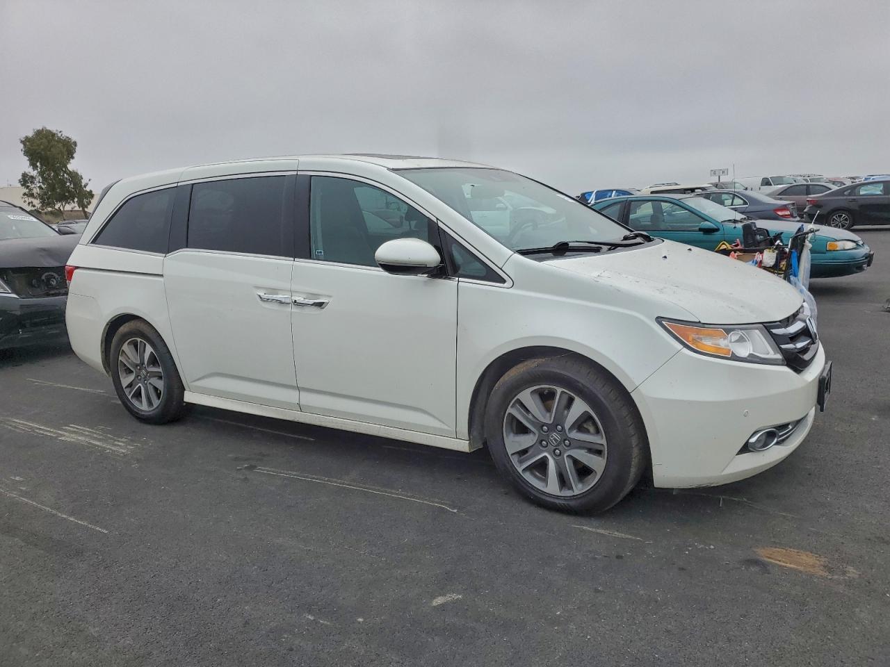 2015 HONDA ODYSSEY