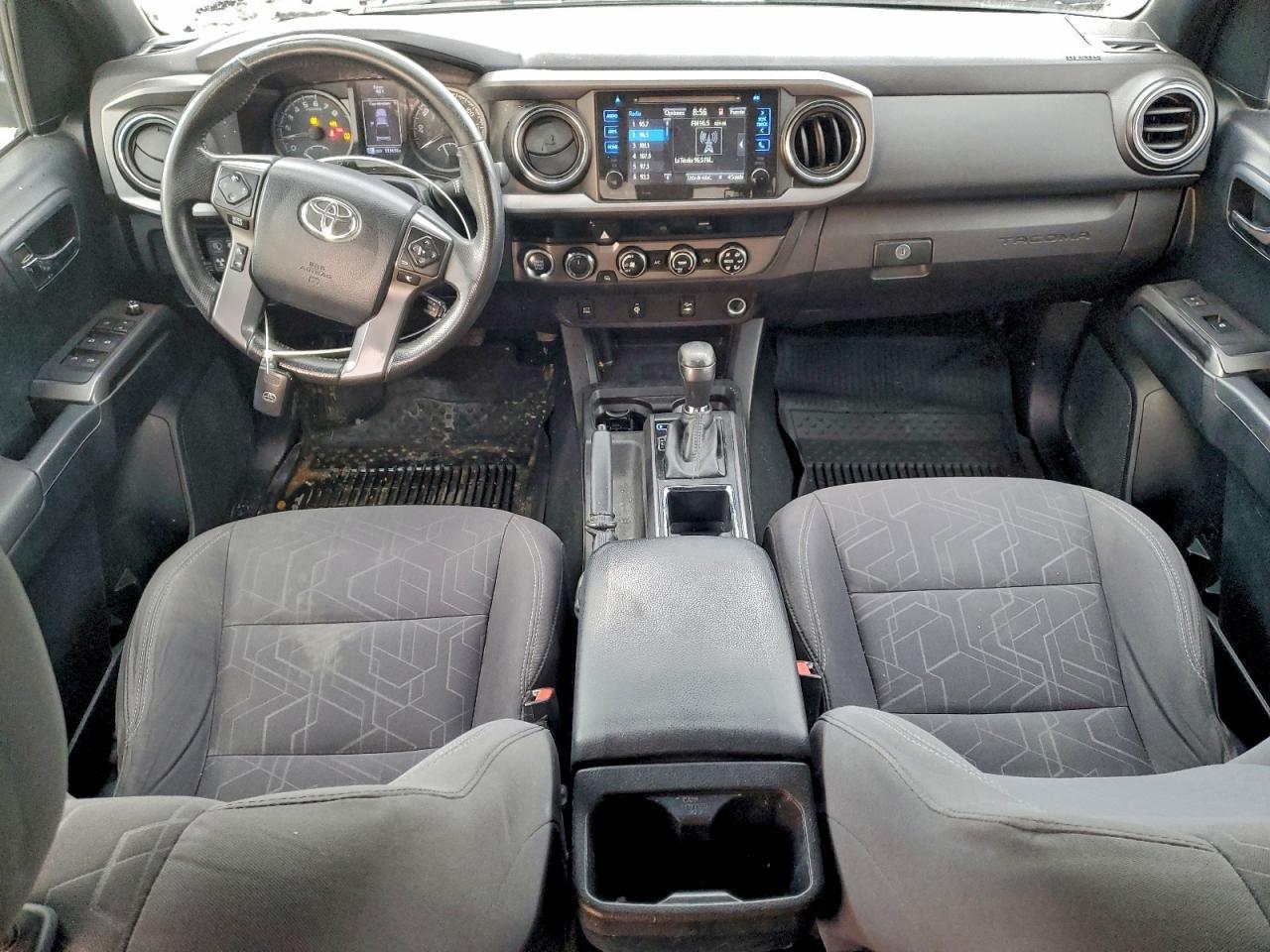 2016 TOYOTA TACOMA
