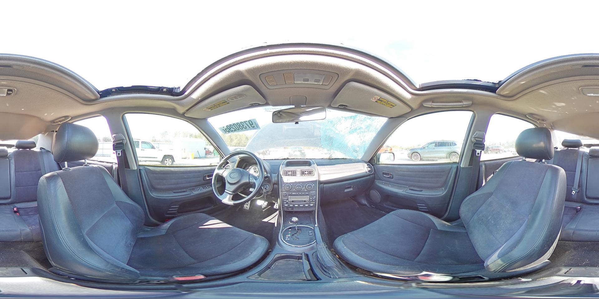 2001 LEXUS IS 300