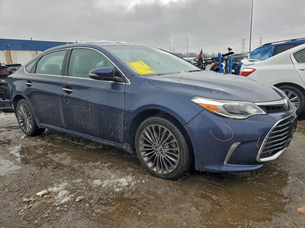 2016 TOYOTA Avalon