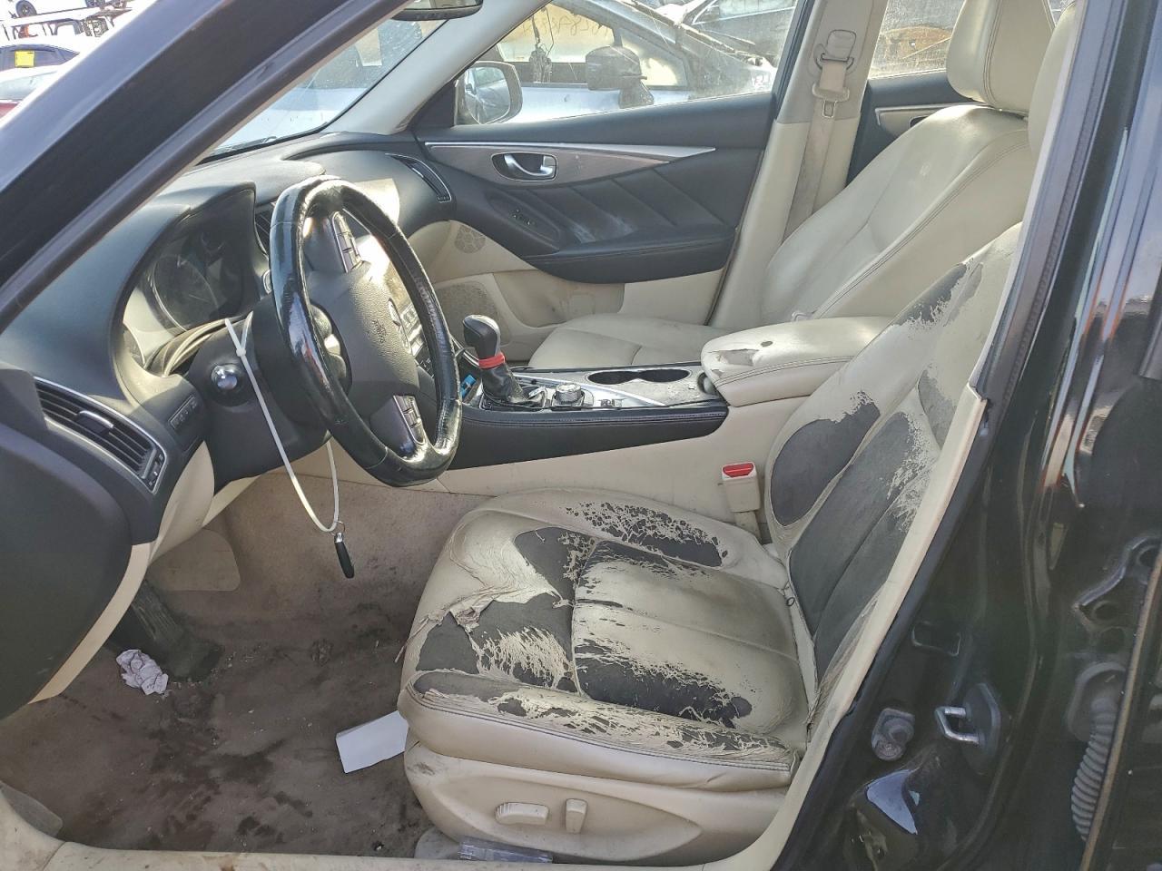 2014 INFINITI Q50
