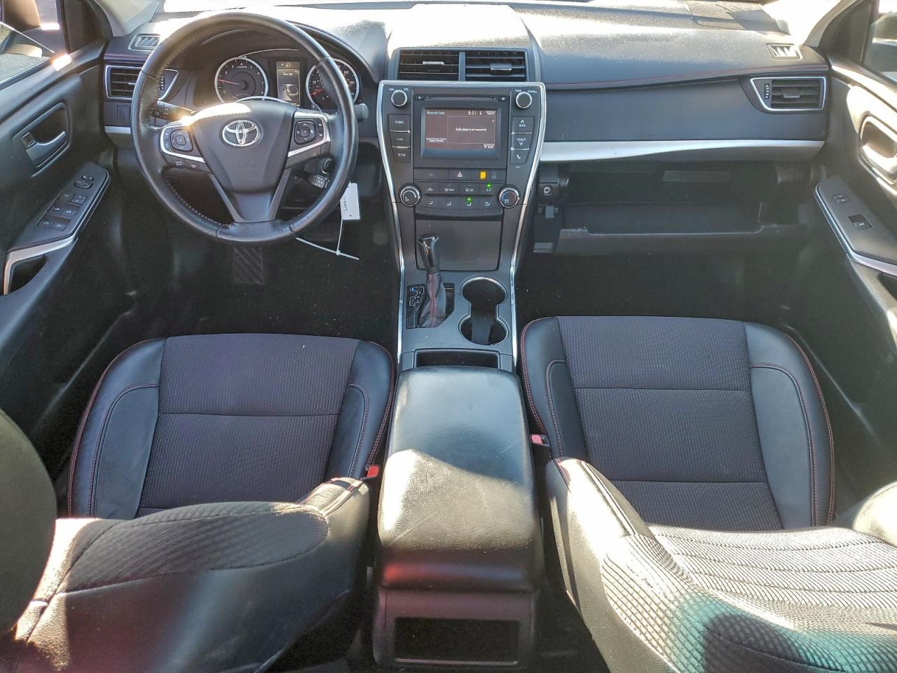 2016 TOYOTA CAMRY