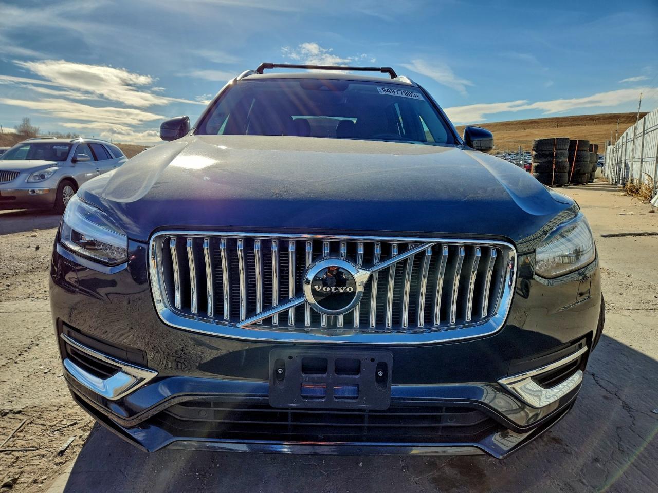 2021 VOLVO XC90