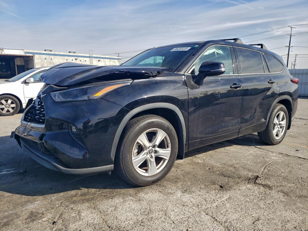 2022 TOYOTA HIGHLANDER