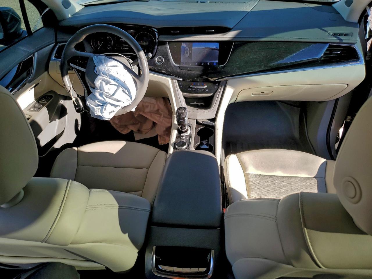 2022 CADILLAC XT6