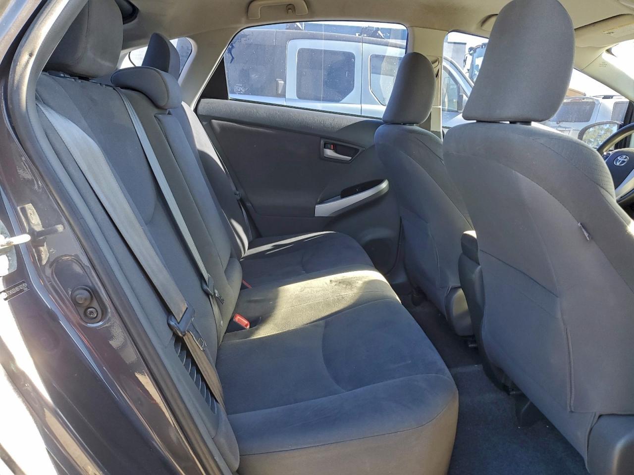 2011 TOYOTA PRIUS