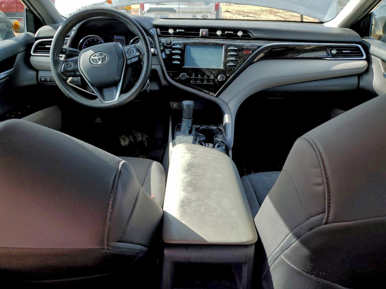 2018 TOYOTA CAMRY