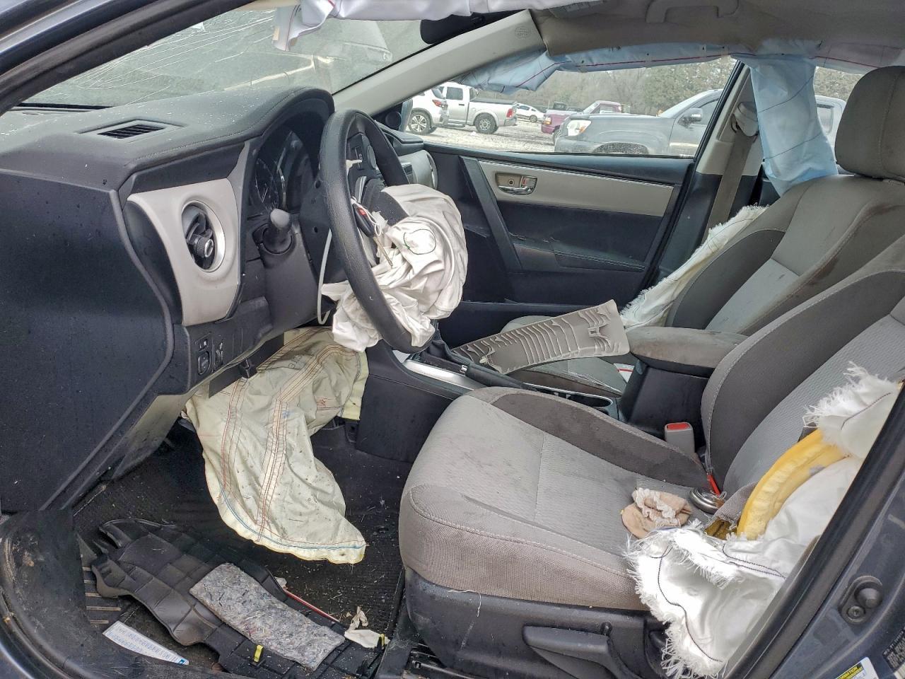 2018 TOYOTA COROLLA