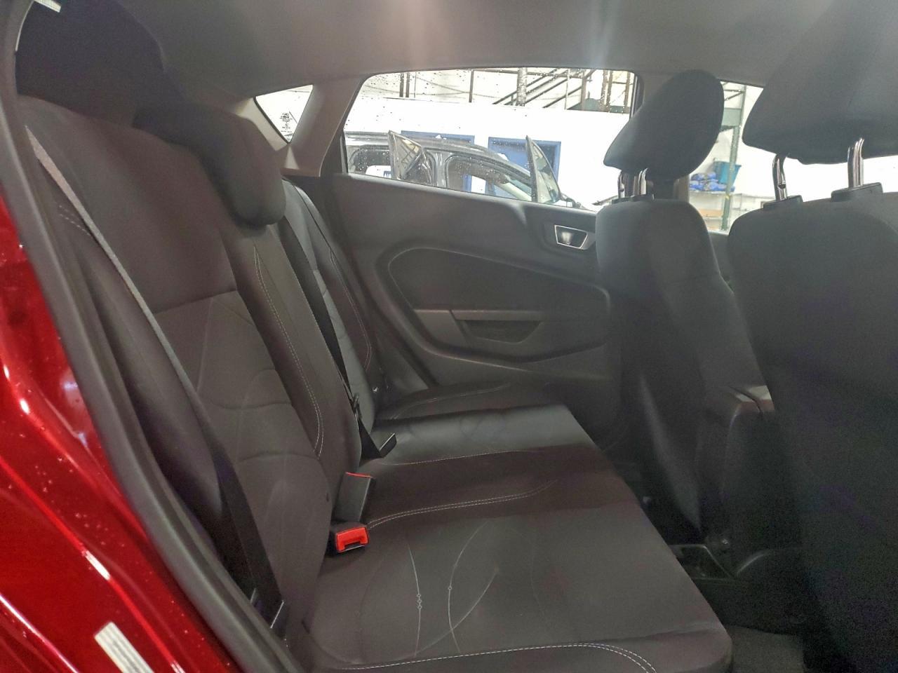 2014 FORD Fiesta