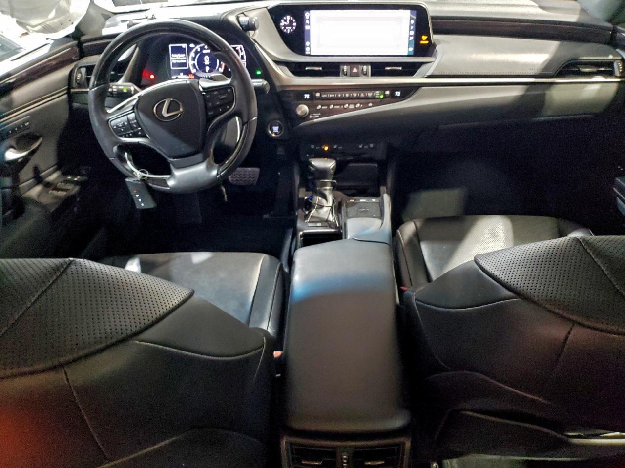 2021 LEXUS ES 250