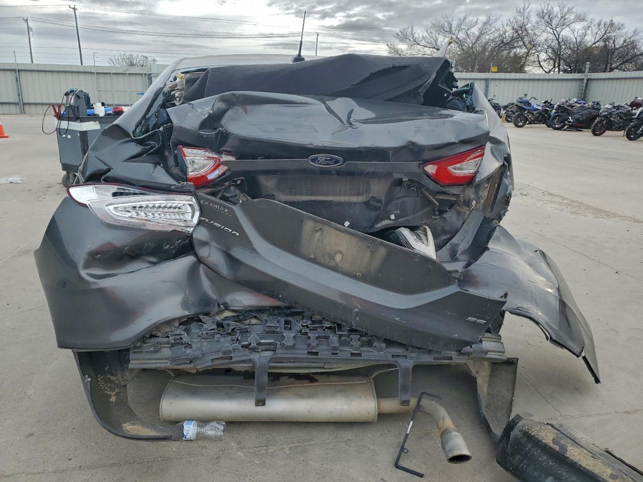 2016 FORD FUSION