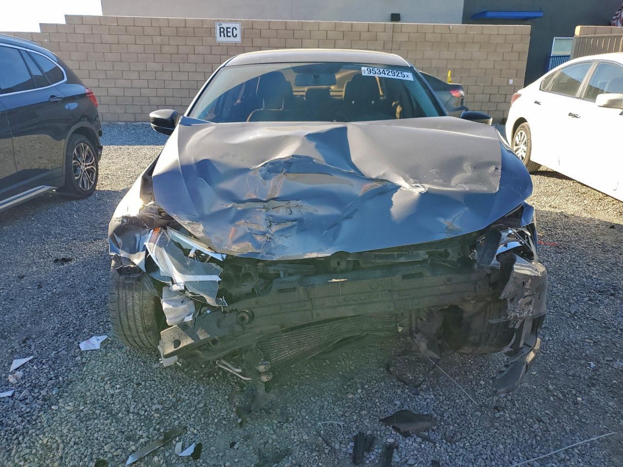 2011 VOLKSWAGEN JETTA