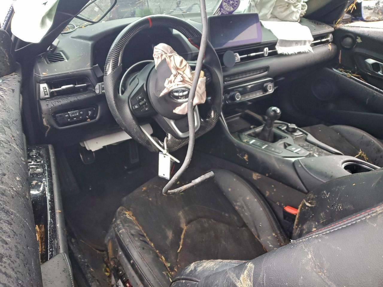 2023 TOYOTA Supra