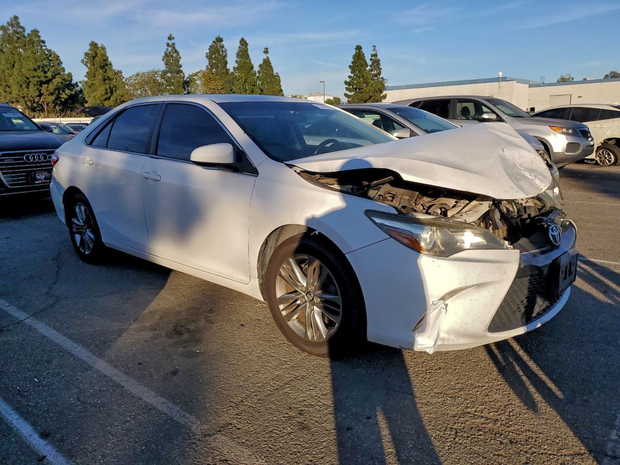 2015 TOYOTA CAMRY