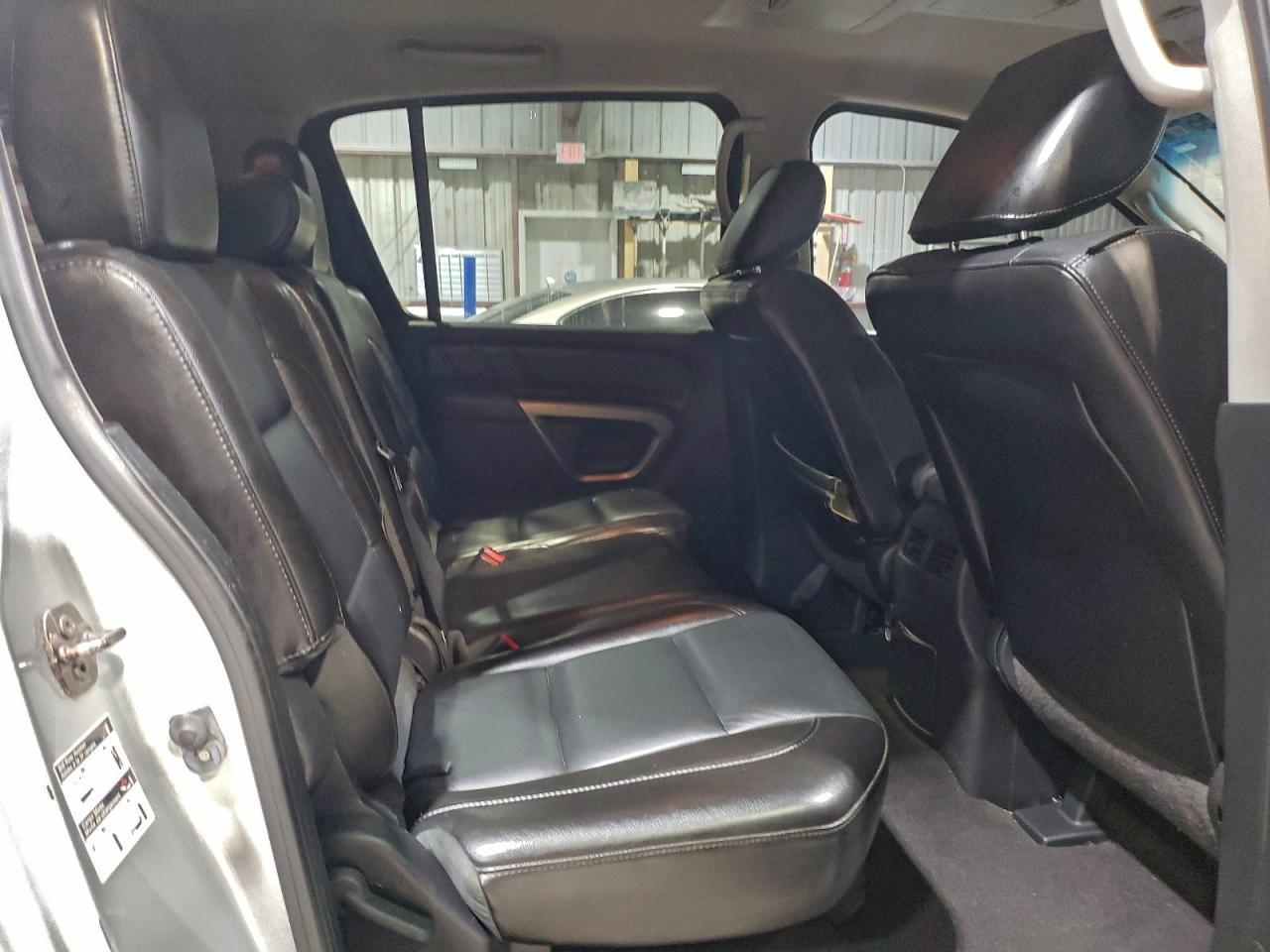 2015 NISSAN Armada