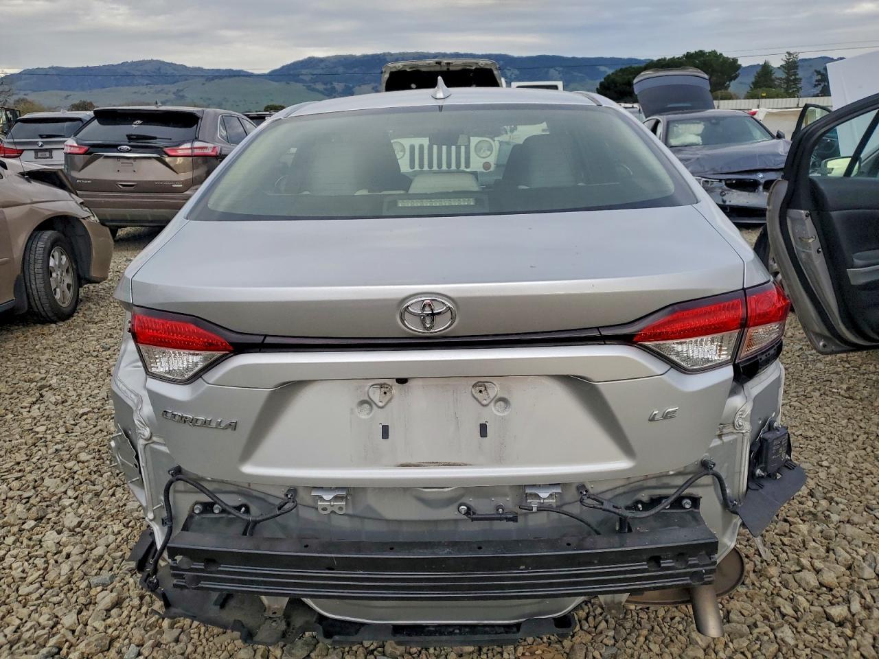 2020 TOYOTA COROLLA