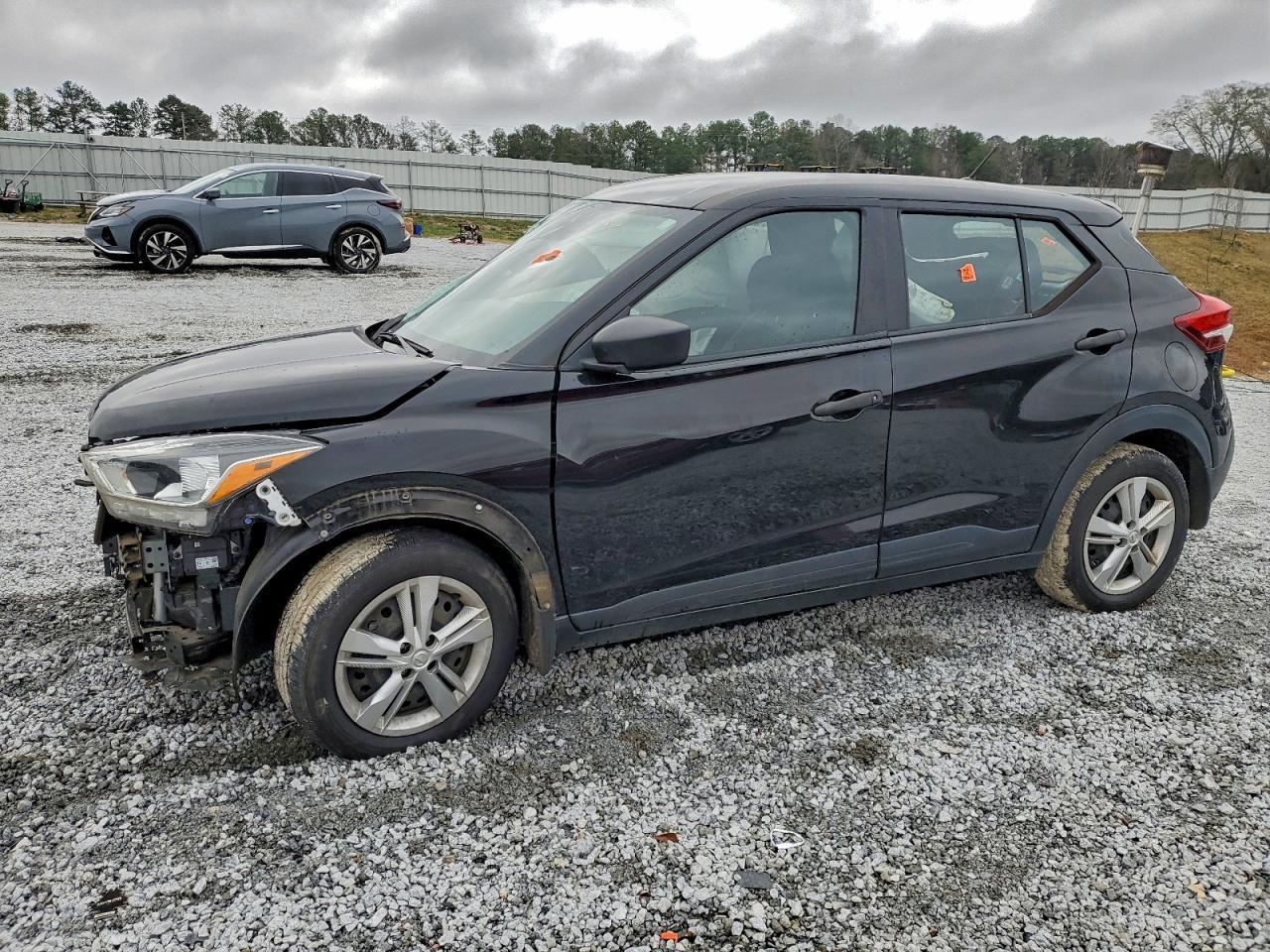 2020 NISSAN KICKS