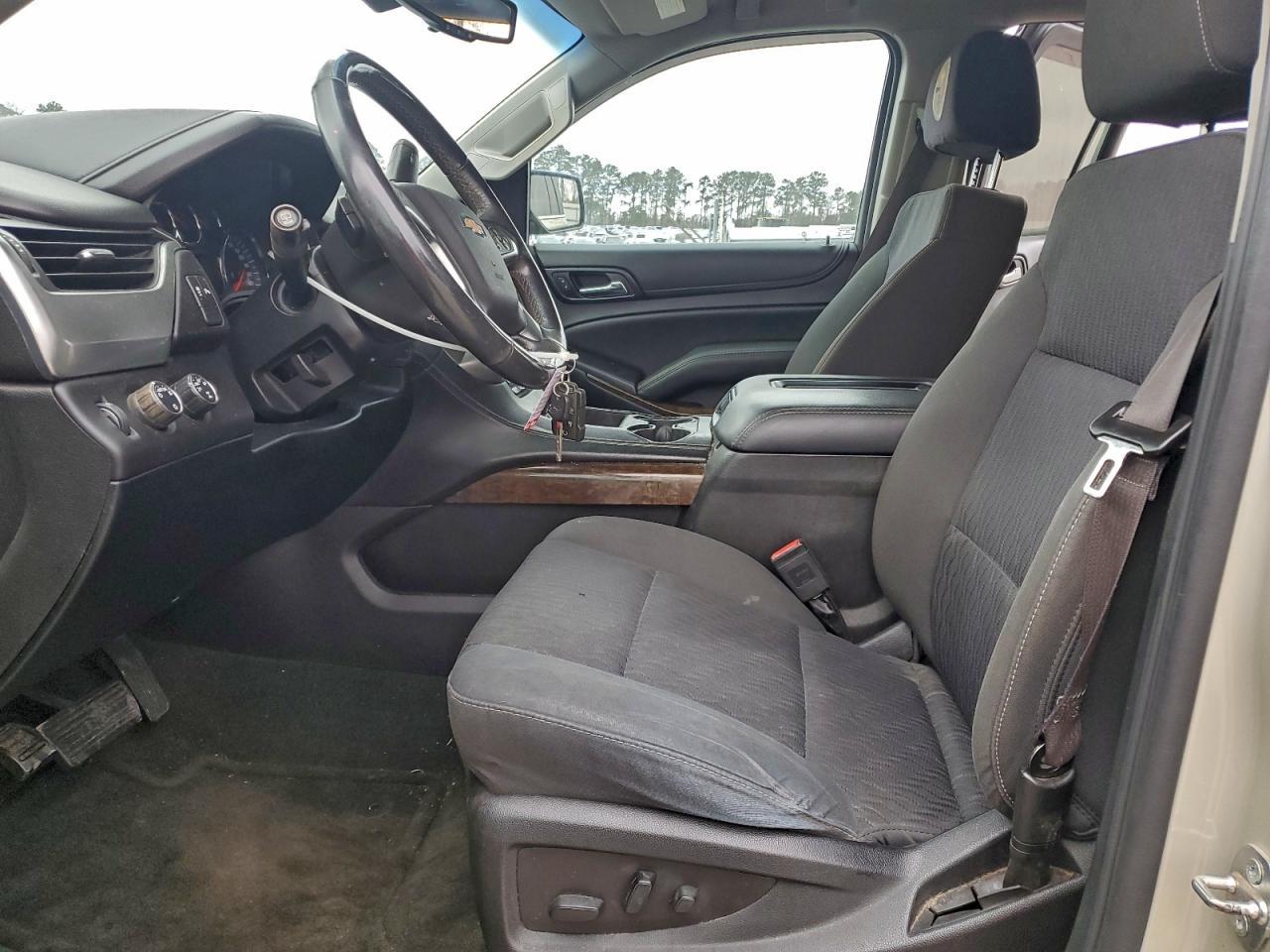 2016 CHEVROLET Tahoe