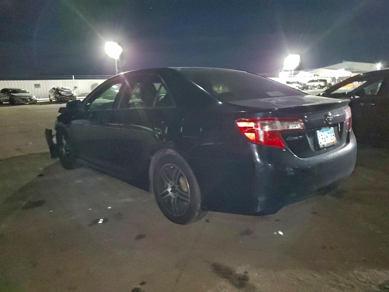 2014 TOYOTA CAMRY