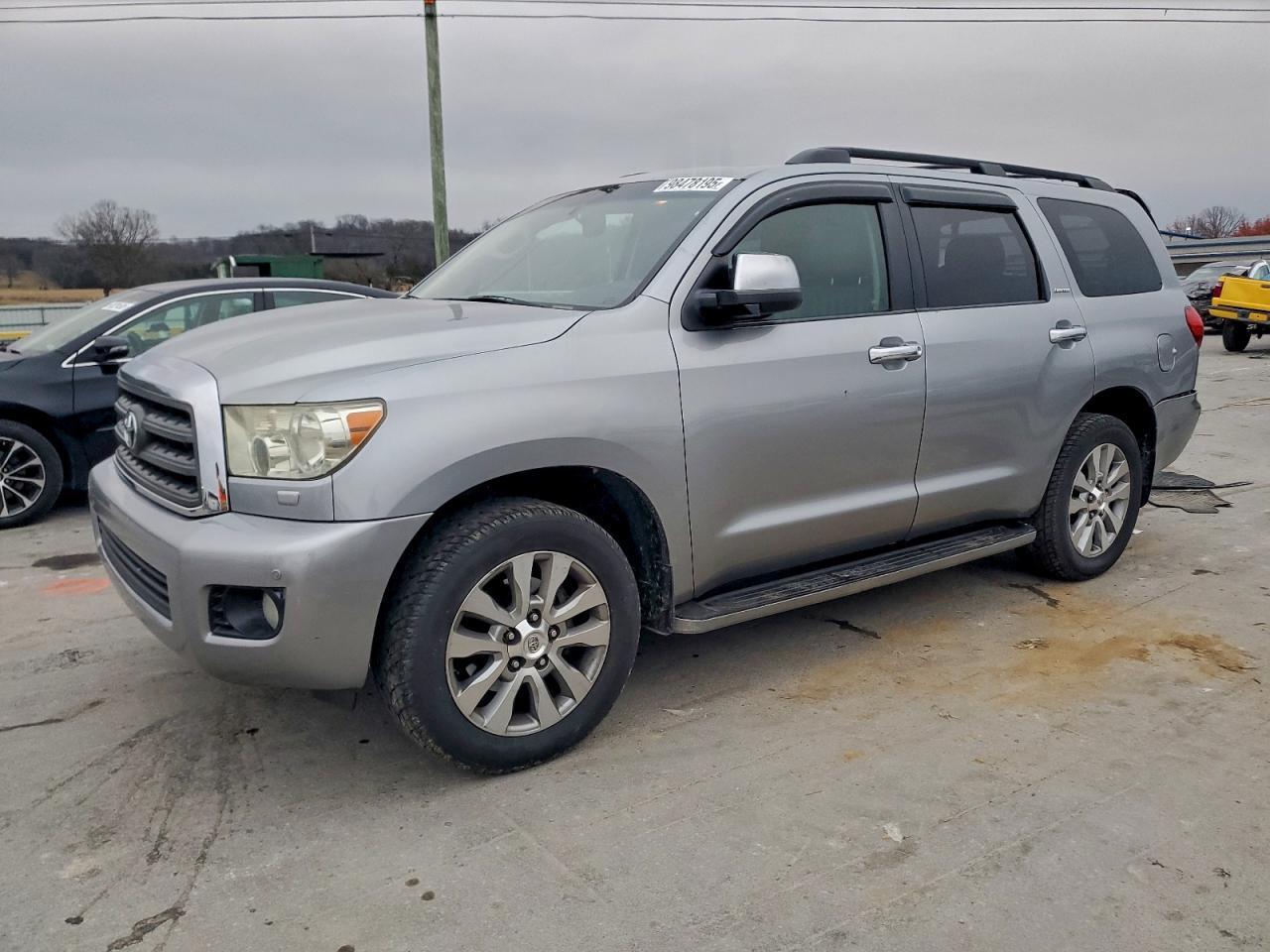 2011 TOYOTA Sequoia