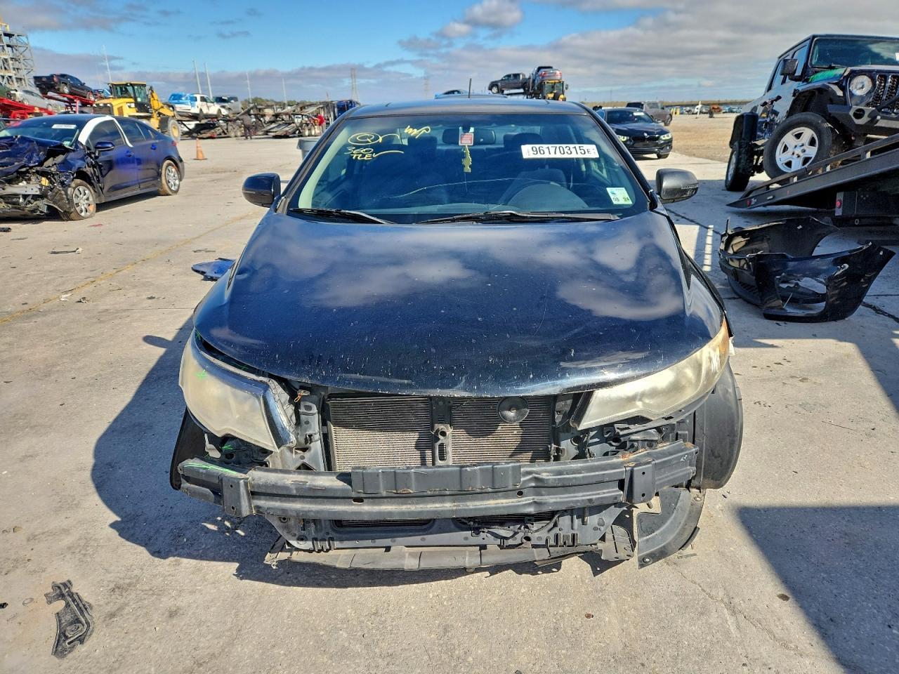 2013 KIA FORTE