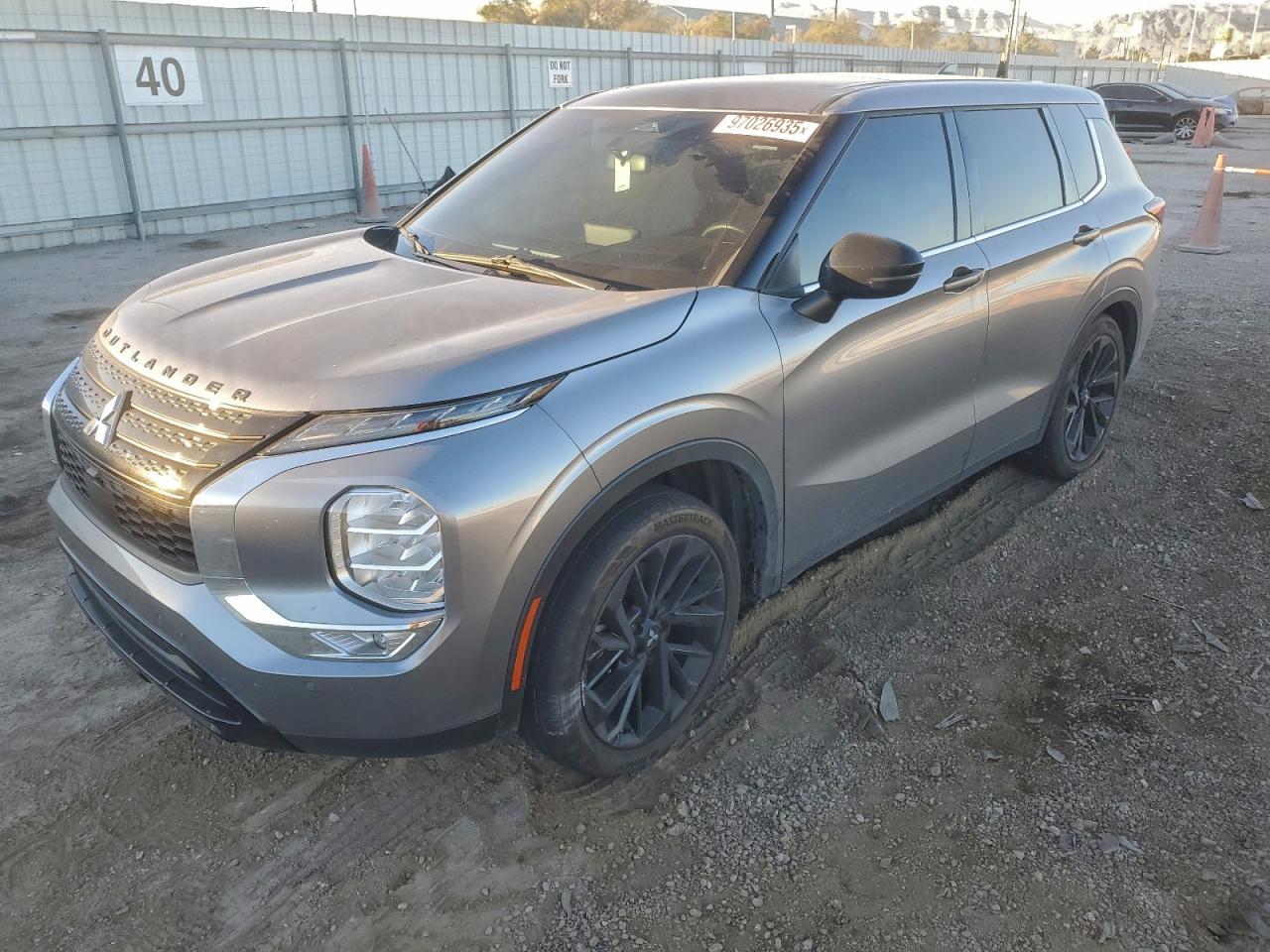 2022 MITSUBISHI outlander