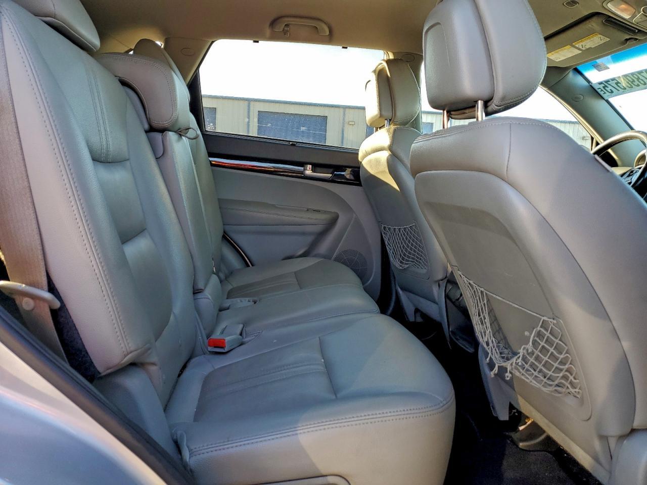 2014 KIA SORENTO
