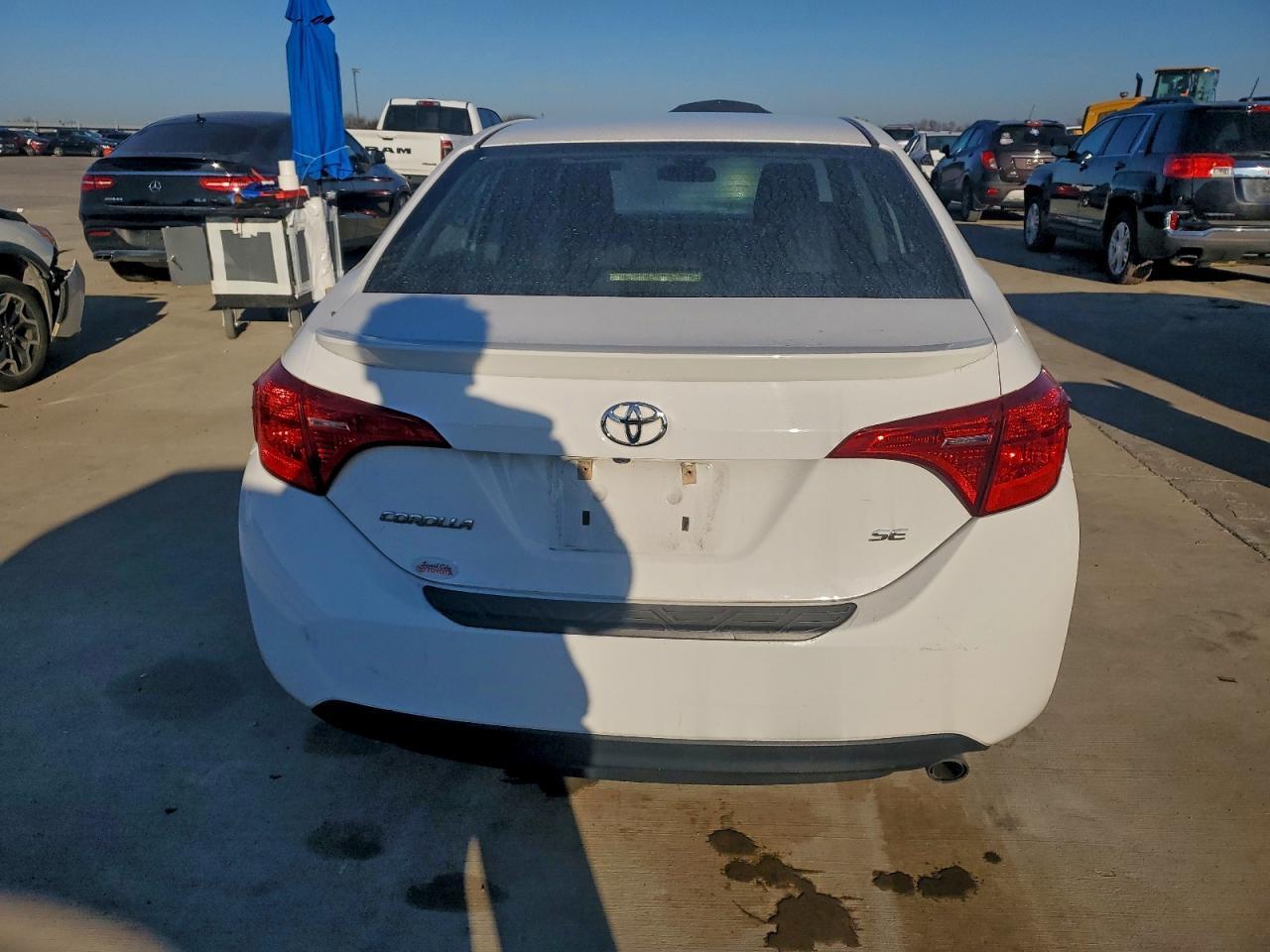2019 TOYOTA COROLLA
