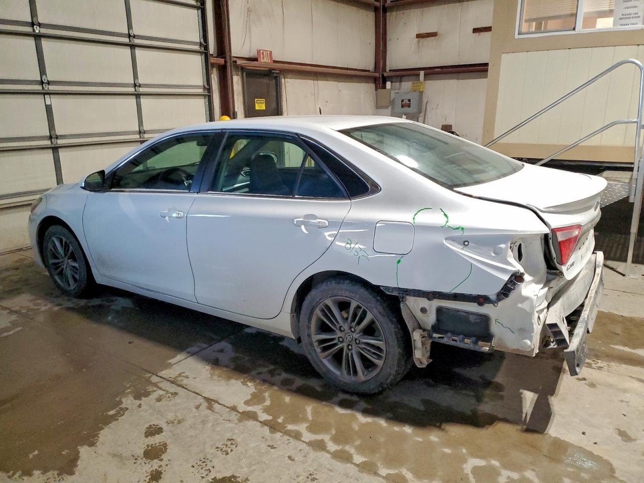 2017 TOYOTA CAMRY