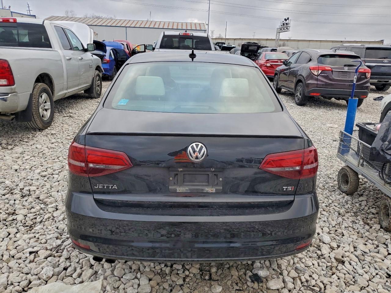 2016 VOLKSWAGEN JETTA