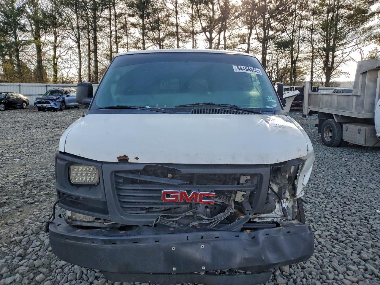 2013 GMC Savana