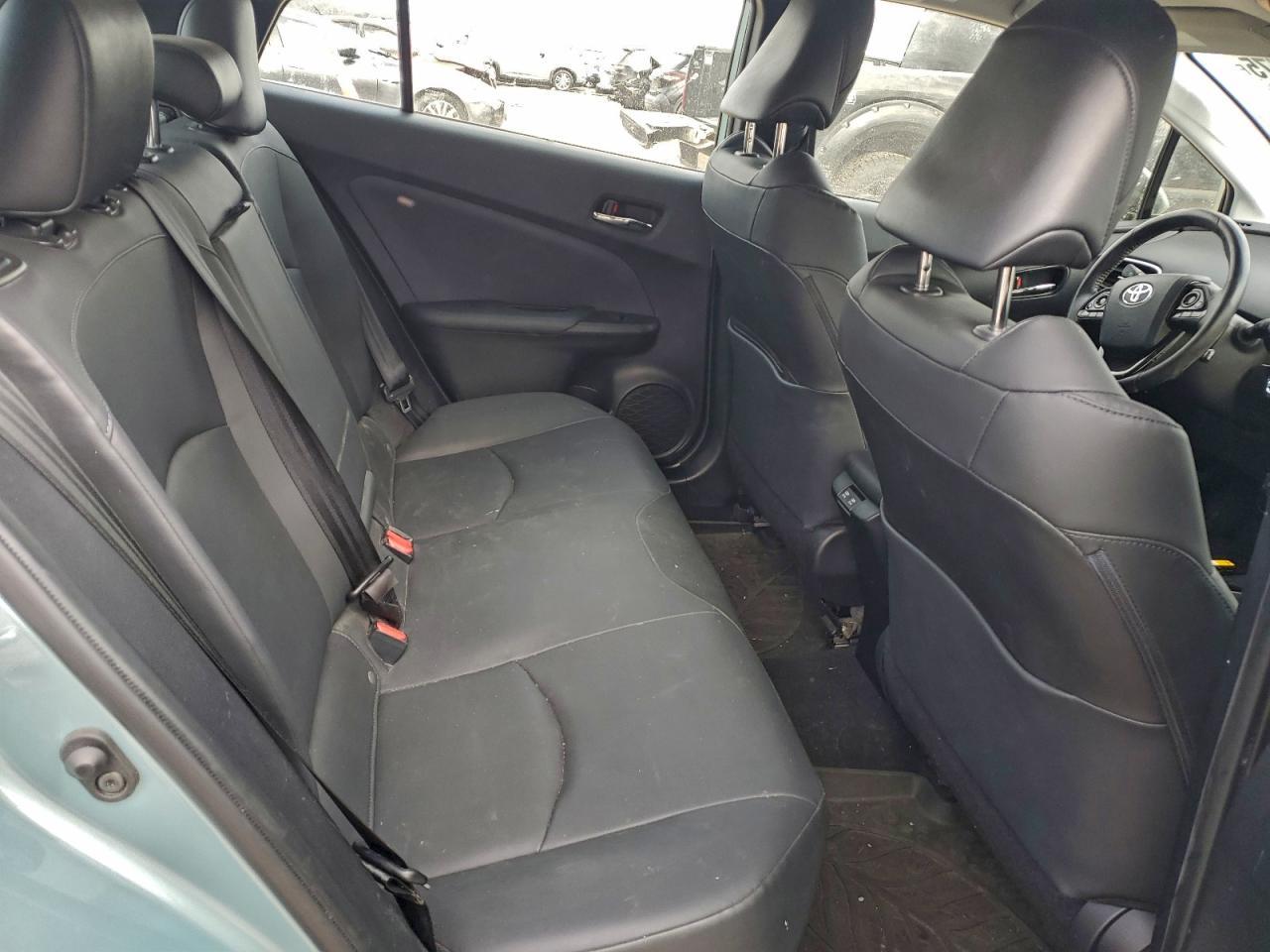 2019 TOYOTA PRIUS