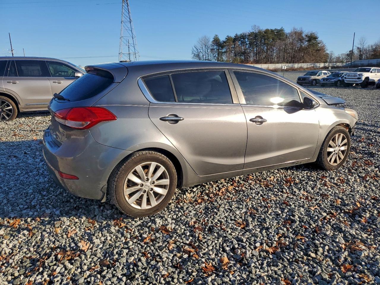 2015 KIA FORTE