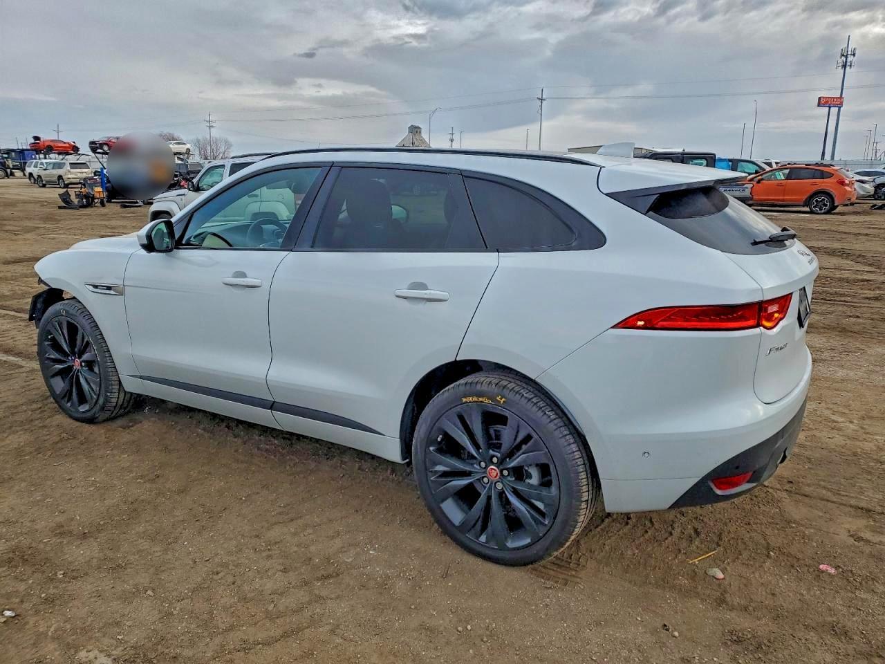 2018 JAGUAR F-Pace