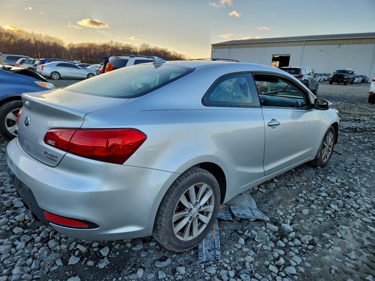 2014 KIA FORTE