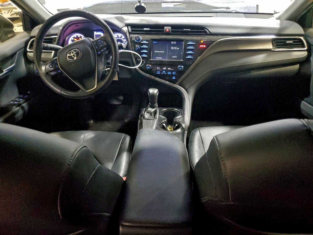 2018 TOYOTA CAMRY